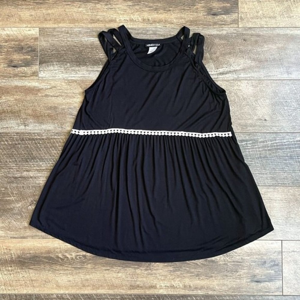 Heimish Babydoll Criss Cross Strap Sleeveless Blouse Black S